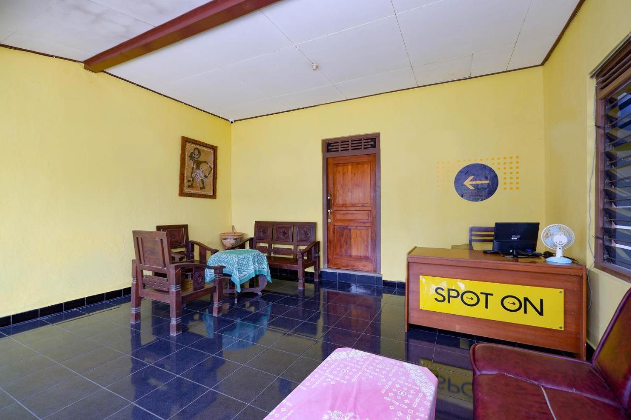 Spot On 2821 Griya Kawula Syariah Surakarta (Solo) Exterior foto