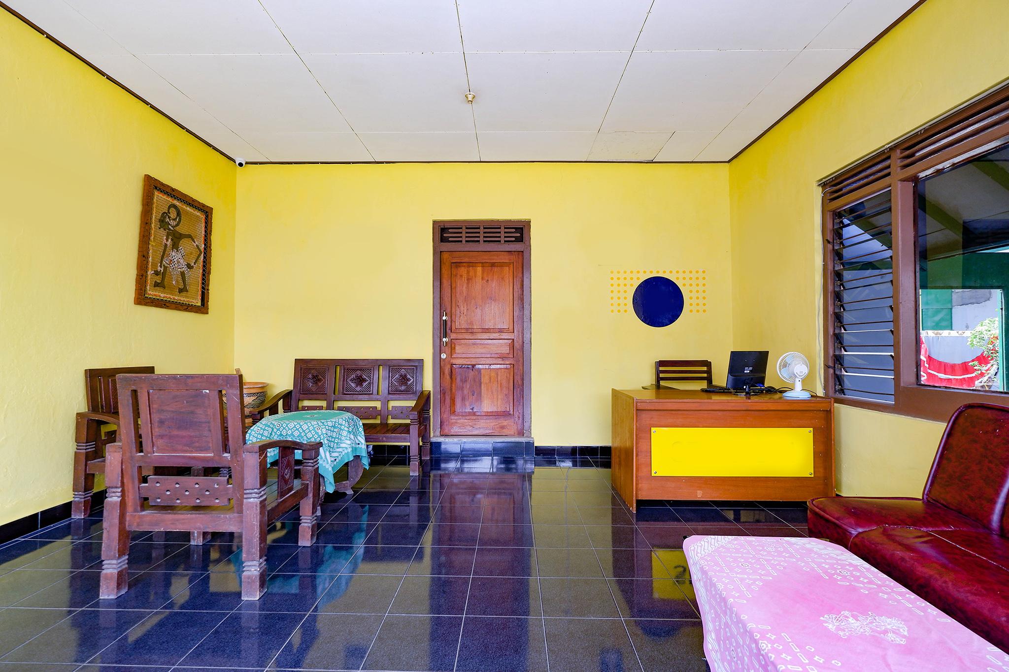 Spot On 2821 Griya Kawula Syariah Surakarta (Solo) Exterior foto
