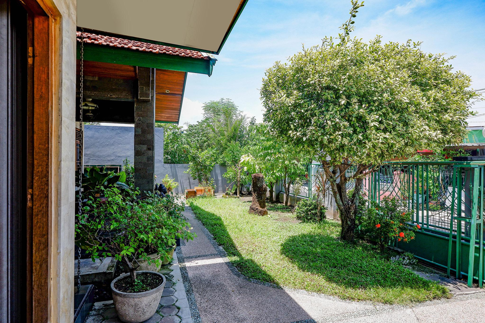 Spot On 2821 Griya Kawula Syariah Surakarta (Solo) Exterior foto